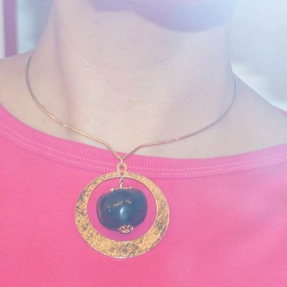 Kukui Nut Collar Necklace - Goldtone - Picture 3 of 7